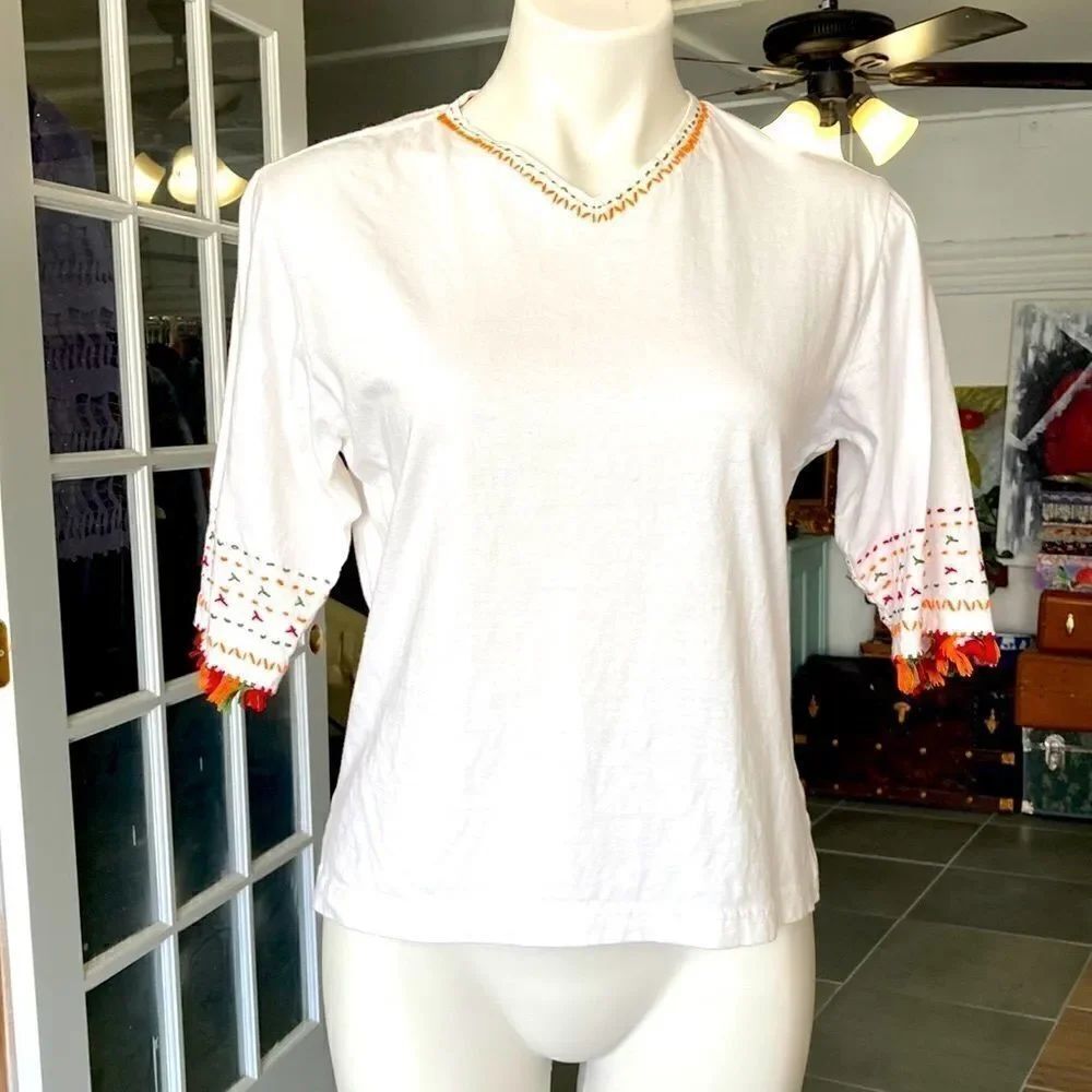 Bill blass jeans embroidered  top